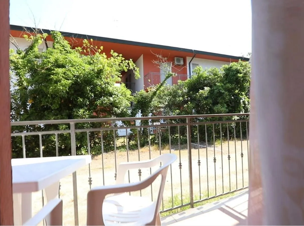 Villa Roswal Rosolina Mare Apartment